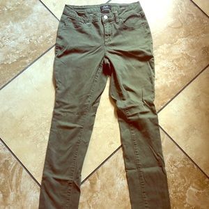 Olive soft skinny jeans EUC
